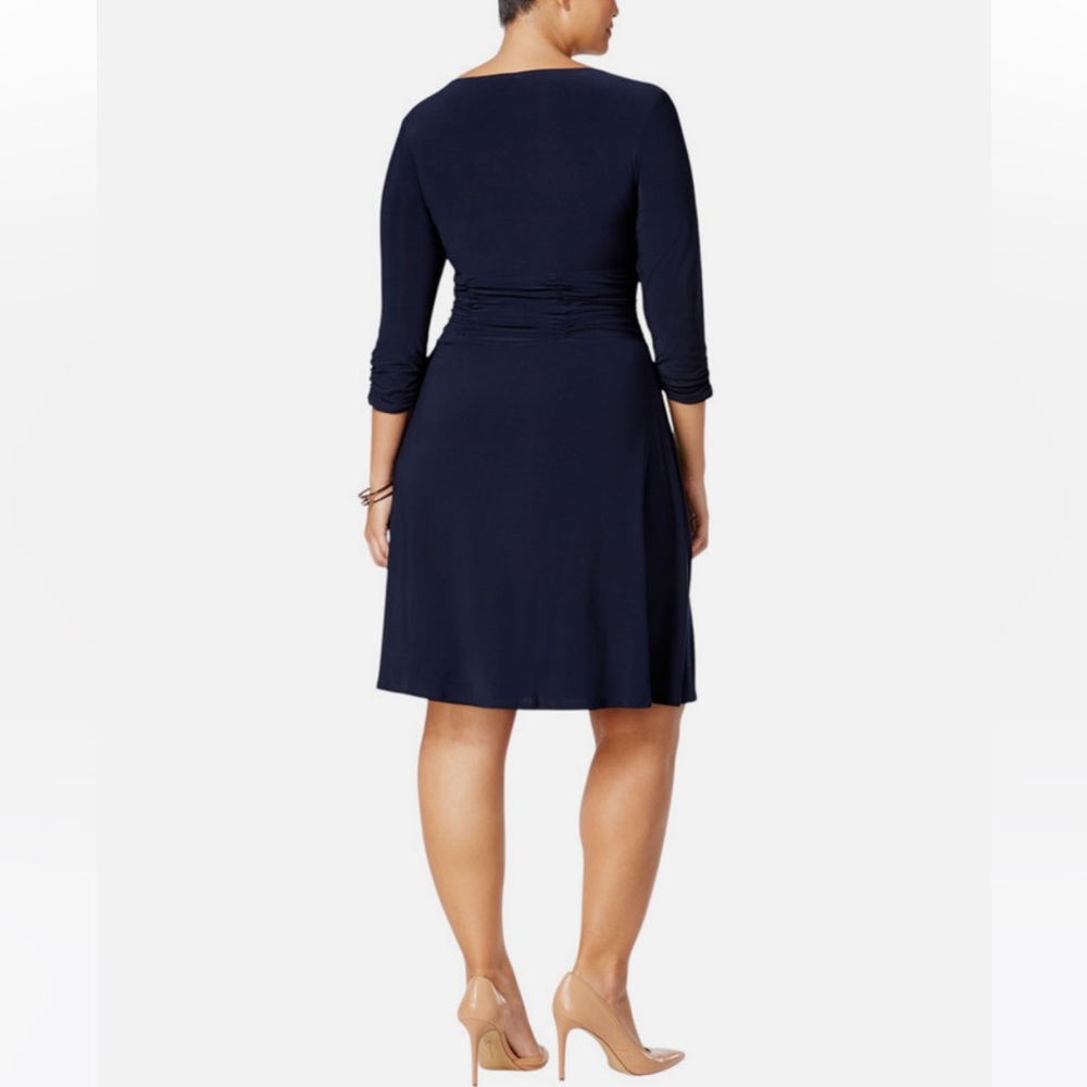 NY Collection
Plus Size Ruched A-Line Dress - Picture 2 of 3